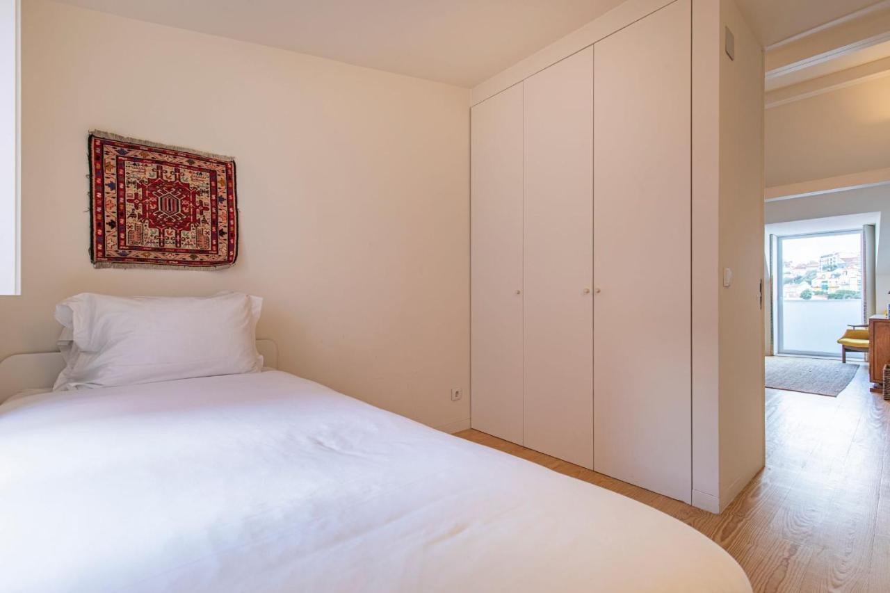 Lovelystay - With Castle View Apartment Lissabon